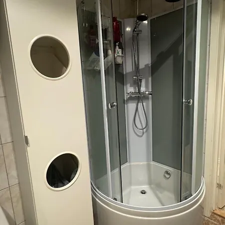 Apartment Flat, 15 Min Walk To Center Tromsø