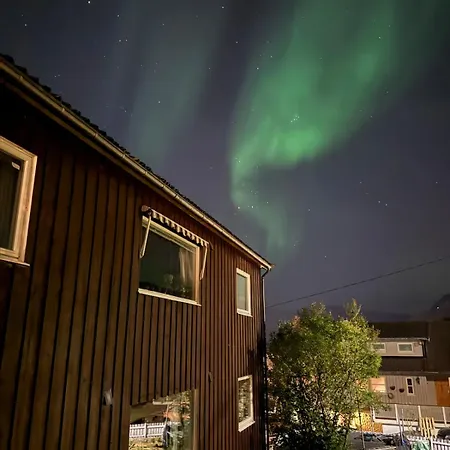 Flat, 15 Min Walk To Center Apartment *