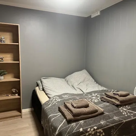 Flat, 15 Min Walk To Center Apartamento