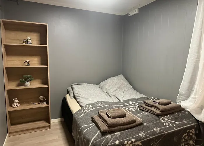 Flat, 15 Min Walk To Center Apartamento